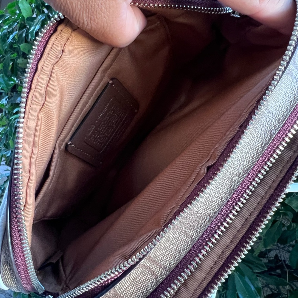 Limited Edition Coach x Star Wars Crossbody Bag - Picture 9 of 12